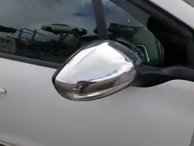 Veicolo di demolizione peugeot 208 style dell'anno 2018 alimentato hm05