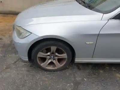 Veículo de Sucata bmw 3 touring (e91) 325 d do ano 2011 alimentado n57d30a