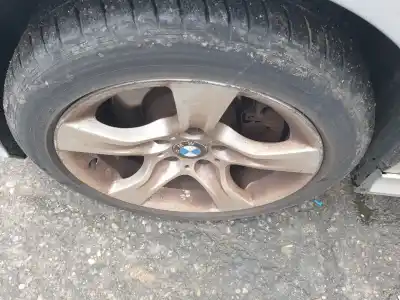 Veículo de Sucata bmw 3 touring (e91) 325 d do ano 2011 alimentado n57d30a