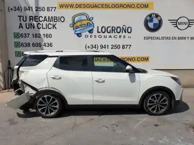 Veículo de Sucata ssangyong xlv 1.6 turbodiesel do ano 2016 alimentado d16dtf