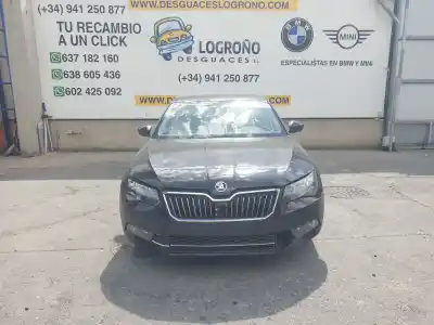 Здавання транспортного засобу skoda superb 2.0 tdi року 2017 потужний crlb