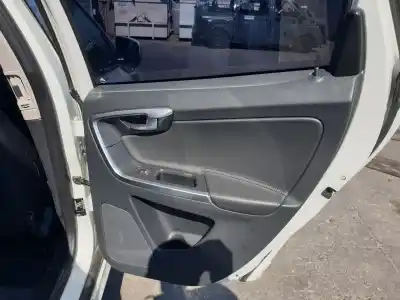 Veículo de Sucata volvo xc60 2.0 d do ano 2017 alimentado d4204t14