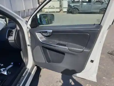 Veículo de Sucata volvo xc60 2.0 d do ano 2017 alimentado d4204t14