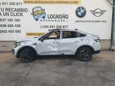 Veicolo di demolizione renault arkana 1.6 tce dell'anno 2023 alimentato h4m6