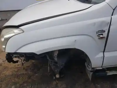 Véhicule à la ferraille toyota land cruiser (j12) 3.0 turbodiesel de l'année 2008 alimenté 1kdftv