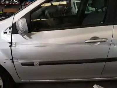 Veículo de Sucata renault clio iii 1.5 dci diesel fap do ano 2008 alimentado k9k772