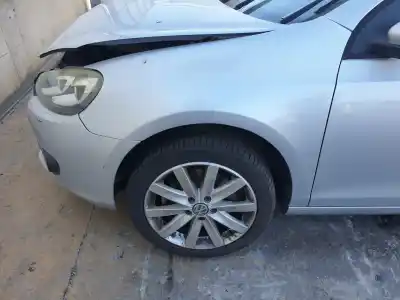 Veicolo di demolizione volkswagen golf vi (5k1) 2.0 tdi dell'anno 2011 alimentato cffb
