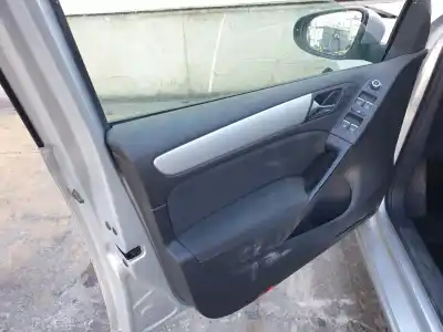 Veicolo di demolizione volkswagen golf vi (5k1) 2.0 tdi dell'anno 2011 alimentato cffb