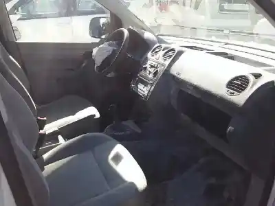 Scrapping Vehicle volkswagen caddy ka/kb (2k) 1.9 tdi of the year 2008 powered bls