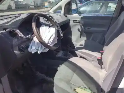 Scrapping Vehicle volkswagen caddy ka/kb (2k) 1.9 tdi of the year 2008 powered bls