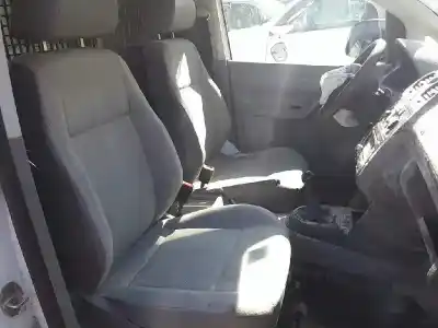 Scrapping Vehicle volkswagen caddy ka/kb (2k) 1.9 tdi of the year 2008 powered bls