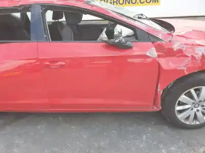 Здавання транспортного засобу seat leon (5f1) 1.6 tdi року 2014 потужний clha