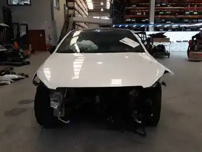 Здавання транспортного засобу peugeot 308 1.6 16v thp року 2015 потужний 5g05