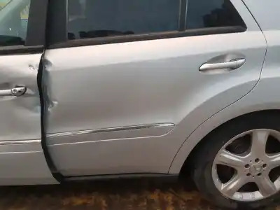 Veículo de Sucata mercedes-benz clase m (w164) ml 320 cdi 4-matic (164.122) do ano 2006 alimentado 642940