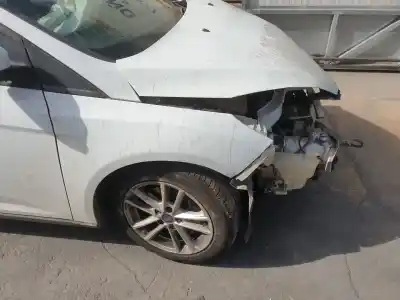 Здавання транспортного засобу ford focus lim. 1.0 ecoboost року 2015 потужний m1da