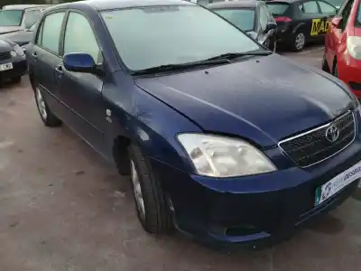Veículo de Sucata toyota corolla (e12) 2.0 d-4d linea luna berlina do ano 2003 alimentado 1cdftv