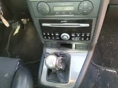 Veículo de Sucata ford mondeo berlina (ge) 2.2 tdci do ano 2004 alimentado qjba