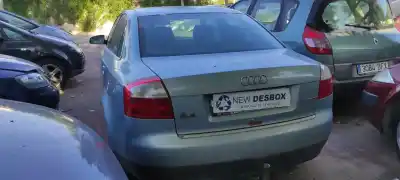 Veículo de Sucata audi a4 berlina (8e) 1.9 tdi do ano 2002 alimentado awx