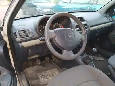 Утилизация автомобиля renault clio ii fase ii (b/cb0) 1.2 года 2004 питание d7f g7