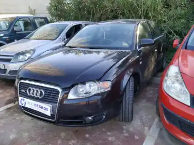 Véhicule à la ferraille audi a4 berlina (8e) 2.0 tdi 16v (103kw) de l'année 2006 alimenté bre