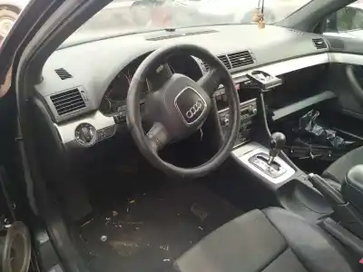 Véhicule à la ferraille audi a4 berlina (8e) 2.0 tdi 16v (103kw) de l'année 2006 alimenté bre