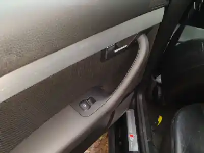 Véhicule à la ferraille audi a4 berlina (8e) 2.0 tdi 16v (103kw) de l'année 2006 alimenté bre