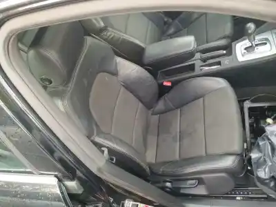 Véhicule à la ferraille audi a4 berlina (8e) 2.0 tdi 16v (103kw) de l'année 2006 alimenté bre