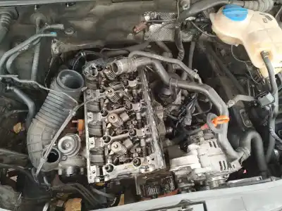 Véhicule à la ferraille audi a4 berlina (8e) 2.0 tdi 16v (103kw) de l'année 2006 alimenté bre