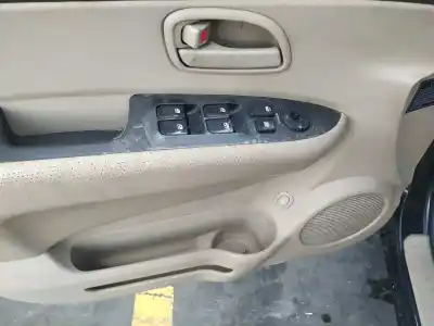 Veículo de Sucata kia carens 2.0 crdi ex monovolumen do ano 2008 alimentado d4ea