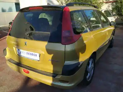 Veicolo di demolizione peugeot 206 berlina quicksilver dell'anno 2003 alimentato nfu