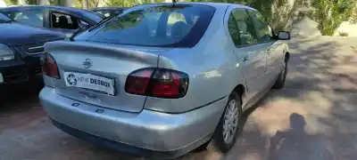 Sloopvoertuig nissan primera berlina (p11) 2.0 navigation van het jaar 2000 aangedreven cd20t
