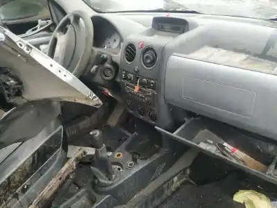 Veículo de Sucata citroen berlingo hdi90 800 niv.b kasten do ano 2007 alimentado 9hx