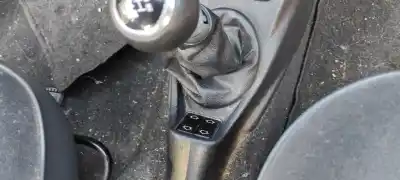 Veículo de Sucata citroen saxo 1.4 monaco do ano 2001 alimentado kfwtu3jp