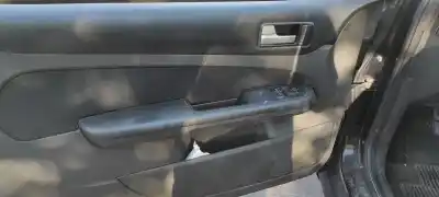 Veículo de Sucata ford focus berlina (cap) ambiente (d) do ano 2007 alimentado kkda