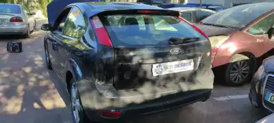 Veículo de Sucata ford focus berlina (cap) ambiente (d) do ano 2007 alimentado kkda