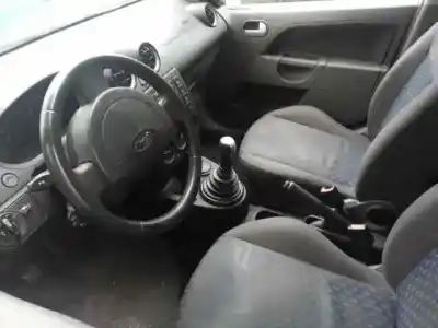 Здавання транспортного засобу ford fiesta (cbk) 1.4 16v cat року 2003 потужний 