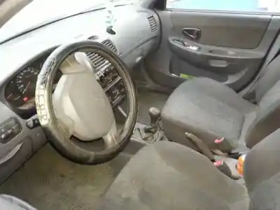 Veicolo di demolizione hyundai accent (lc) 1.5 crdi cat dell'anno 2003 alimentato 