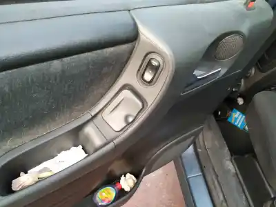 Sloopvoertuig opel zafira a 2.0 comfort van het jaar 2000 aangedreven x20dtl