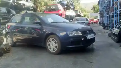 Veículo de Sucata FIAT STILO MULTI WAGON (192) 1.6 16V do ano 2004 alimentado 182B6000