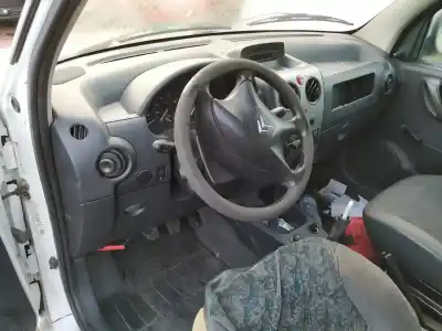 Veículo de Sucata citroen berlingo cuadro l1 do ano 2008 alimentado 9hw