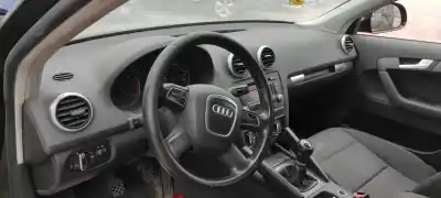 Veículo de Sucata audi a3 sportback (8p) 1.6 tdi do ano 2009 alimentado cayc