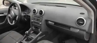 Veículo de Sucata audi a3 sportback (8p) 1.6 tdi do ano 2009 alimentado cayc