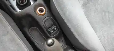 Veículo de Sucata peugeot 206 berlina x-line do ano 2004 alimentado kfw