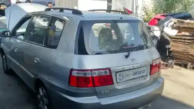 Veículo de Sucata kia carens 2.0 turbodiesel cat do ano 2003 alimentado d4ea