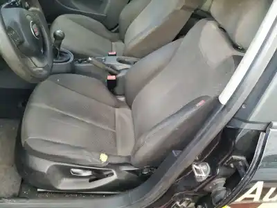 Veículo de Sucata seat leon (1p1) 1.9 tdi do ano 2006 alimentado bxe