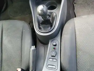 Veículo de Sucata seat leon (1p1) 1.9 tdi do ano 2006 alimentado bxe