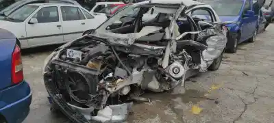 Veículo de Sucata peugeot 206 berlina x-line do ano 2002 alimentado wjy