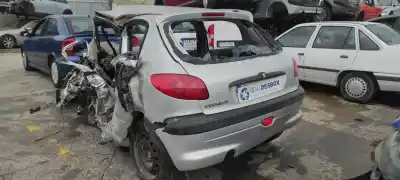 Veículo de Sucata peugeot 206 berlina x-line do ano 2002 alimentado wjy