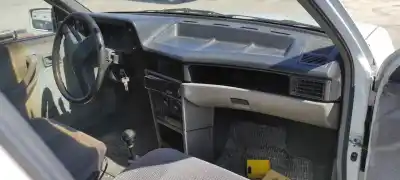 Véhicule à la ferraille opel kadett d básico berlina de l'année 1988 alimenté 16sv