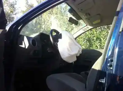 Здавання транспортного засобу FORD FUSION (CBK) 1.4 TDCi CAT року 2003 потужний F6JA